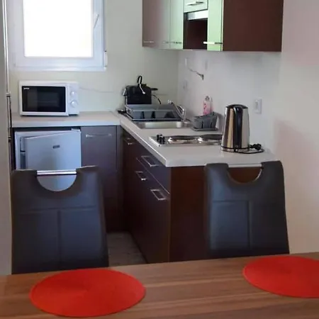 Lido Riviera Apartment