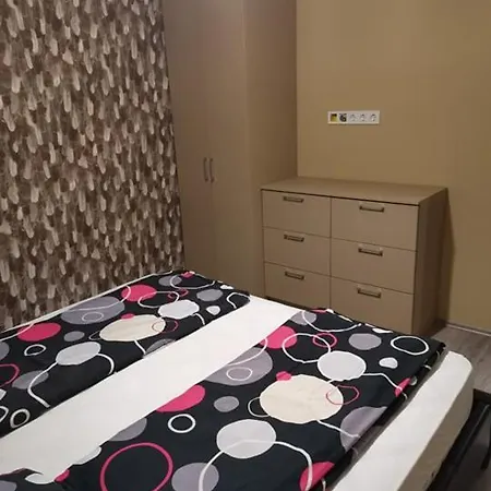 Lido Riviera Apartment *